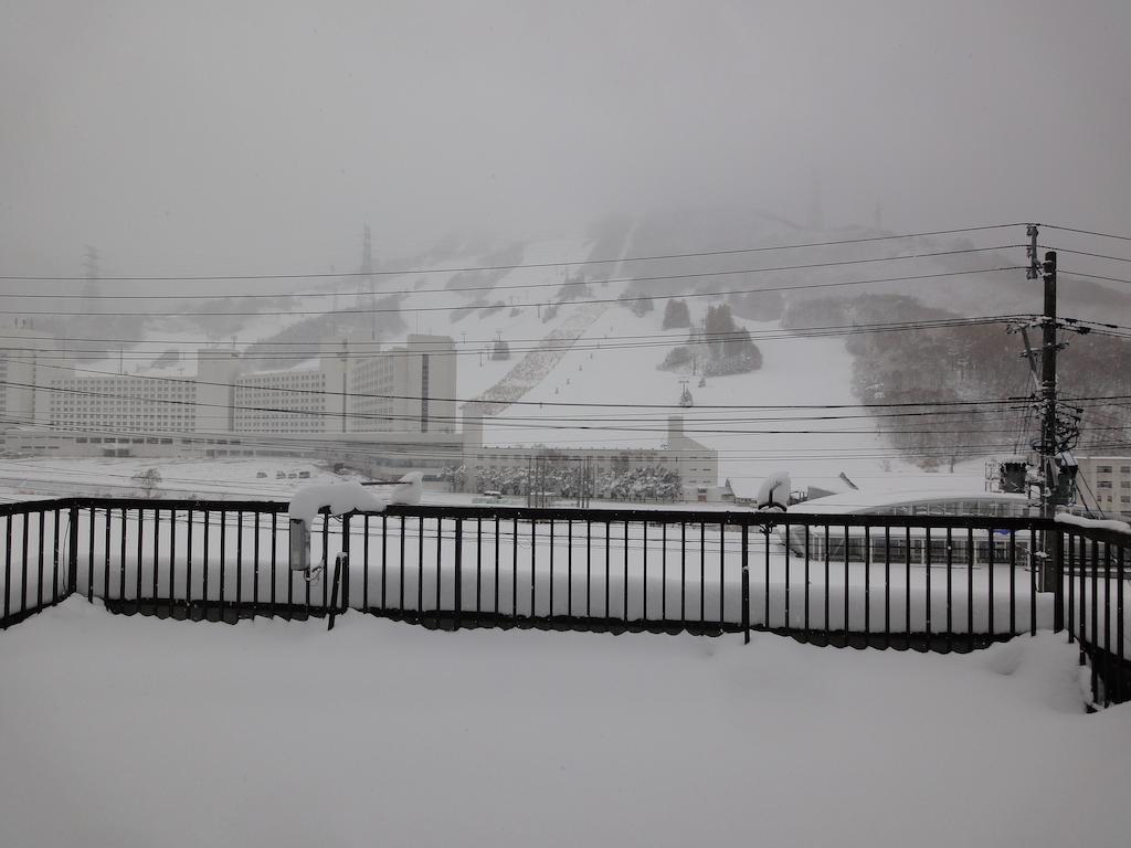 Hotel Tomiya Yuzawa (Niigata) Bagian luar foto